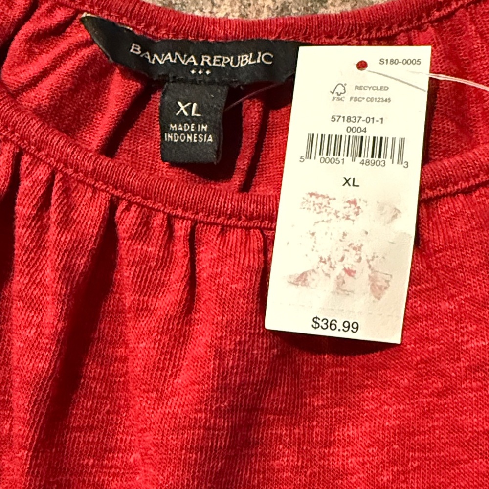Banana Republic Red Camisole - Picture 2 of 4